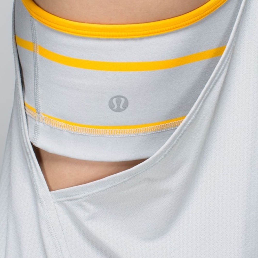 LIKE NEW! Lululemon No Limits Tank - Picture 3 of 13